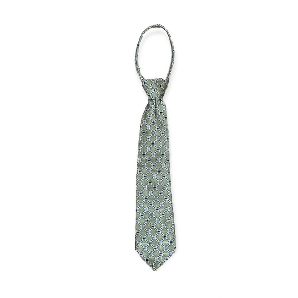 Stagg Zipper Tie for Kids Excellent Like New Condition Easy On and Off